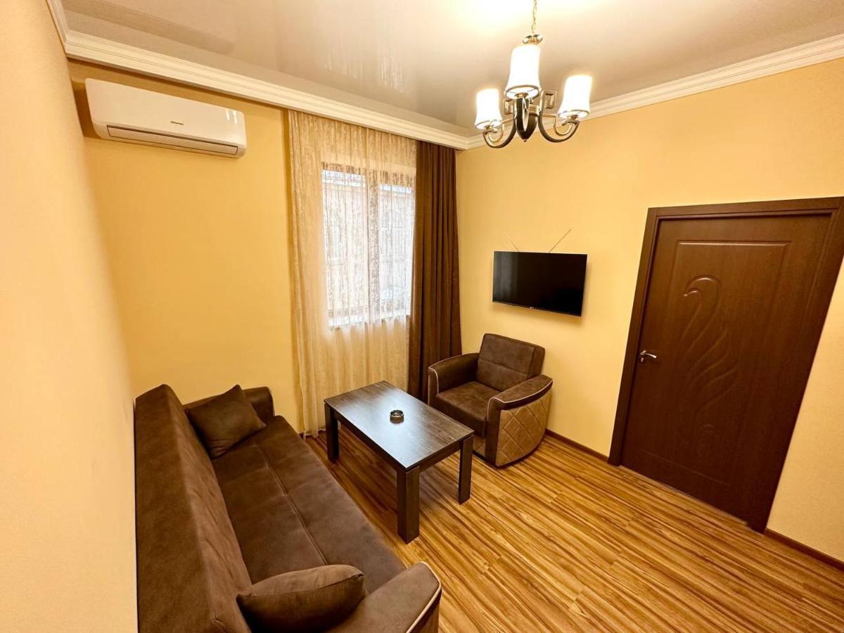 Apartamento Kond Apart House Ereván Exterior foto